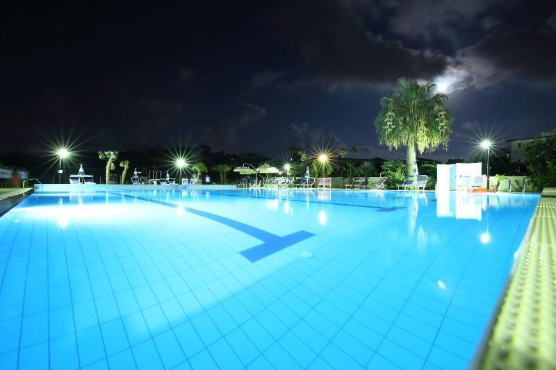 Hotel Calabrisella Calabria Екстериор снимка