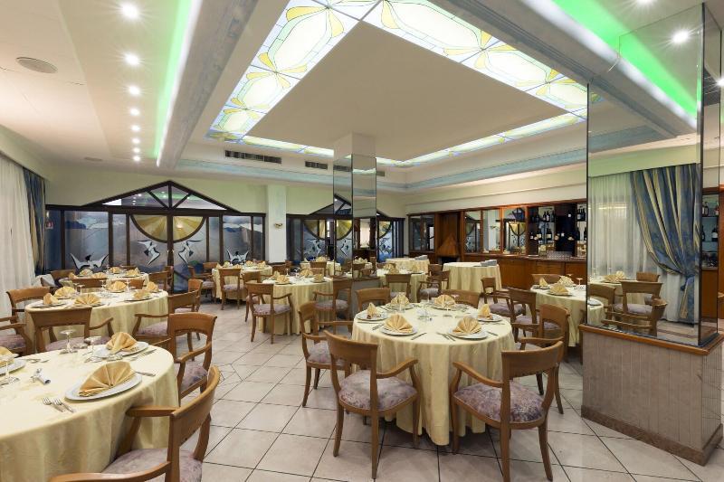 Hotel Calabrisella Calabria Екстериор снимка