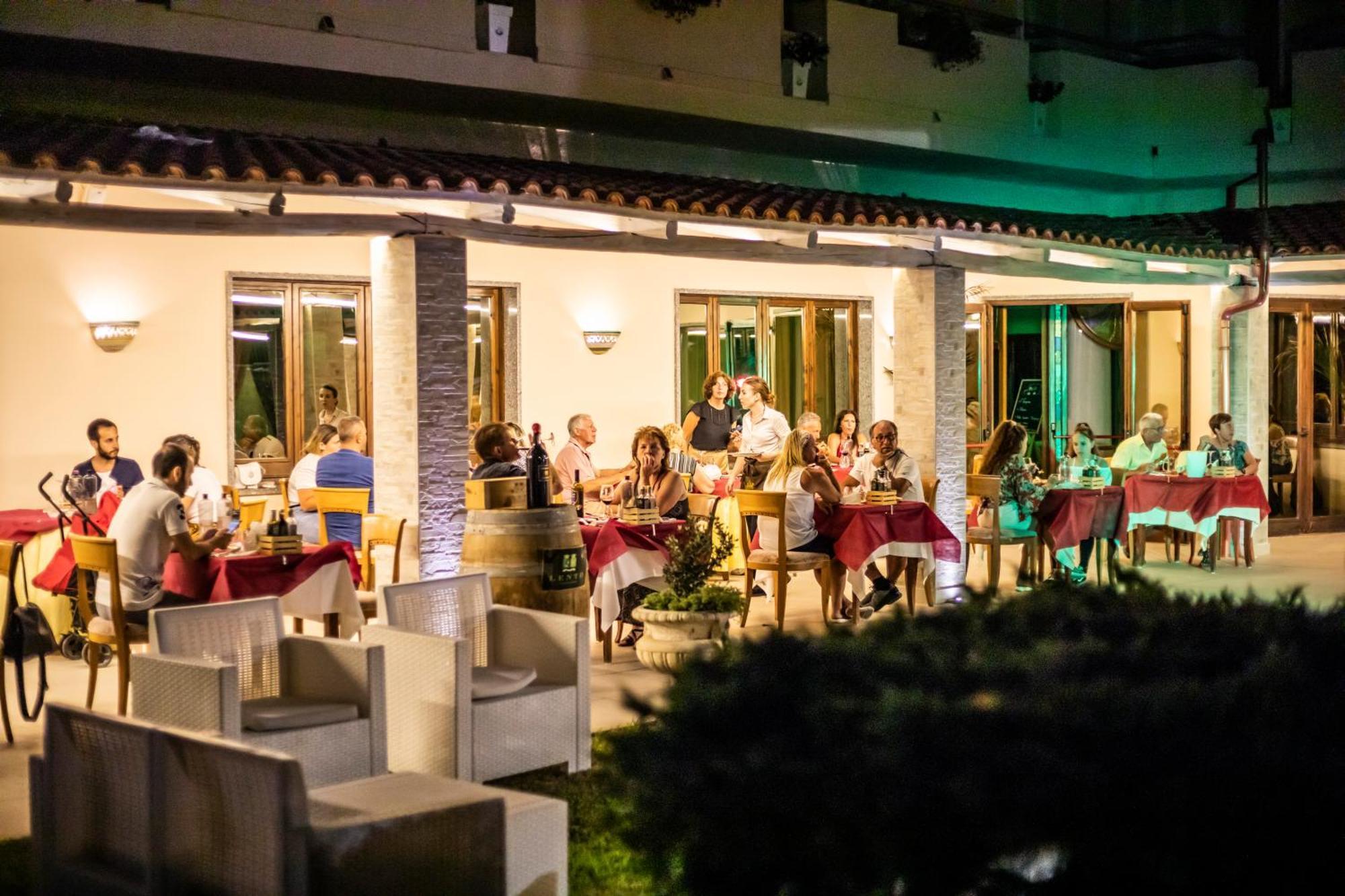 Hotel Calabrisella Calabria Екстериор снимка