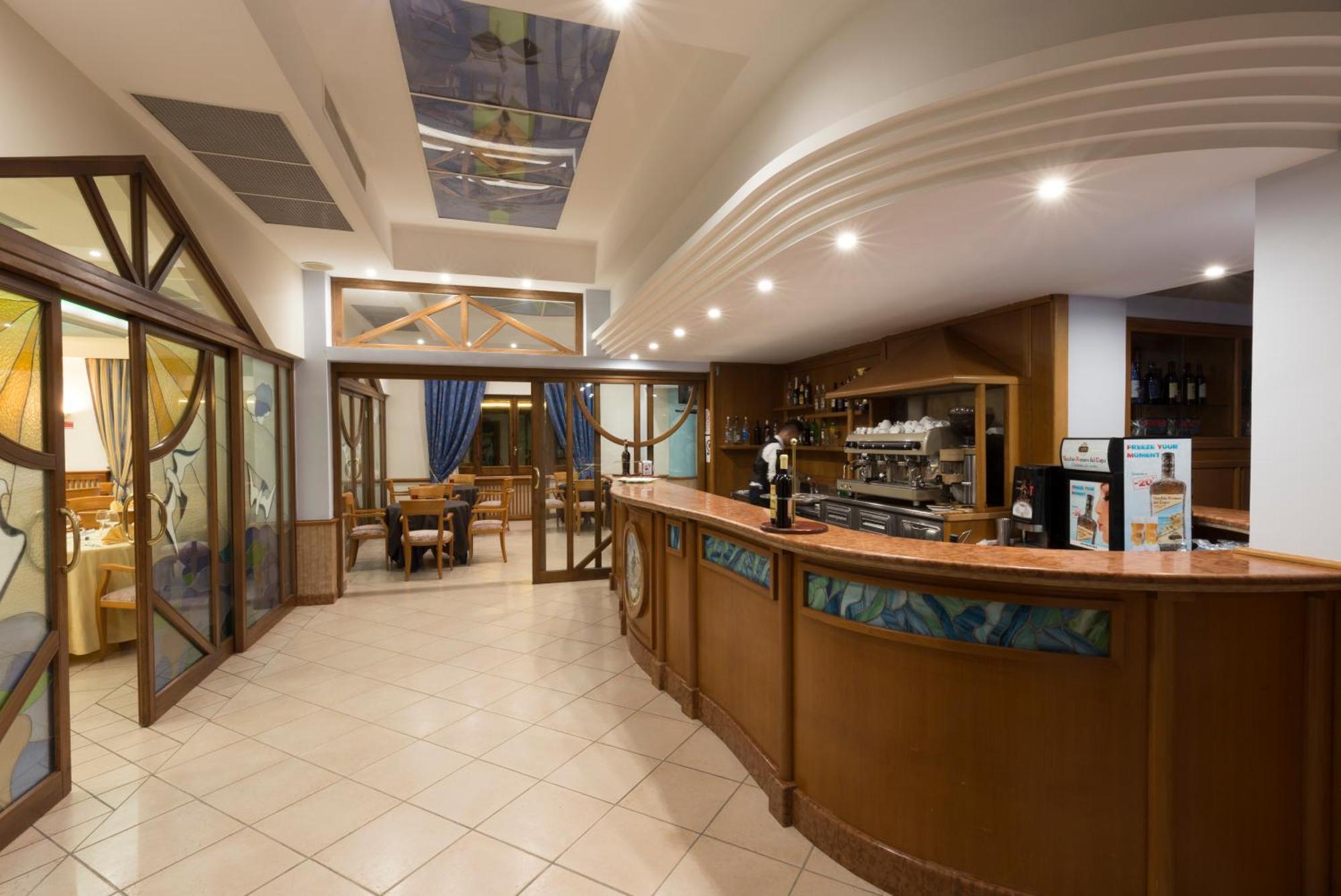 Hotel Calabrisella Calabria Екстериор снимка
